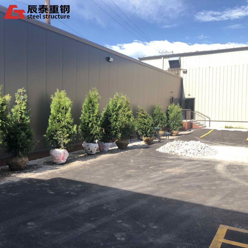 Prefab Industrial Steel Structure Workshop With Rock Wool Foam Sandwich Panel