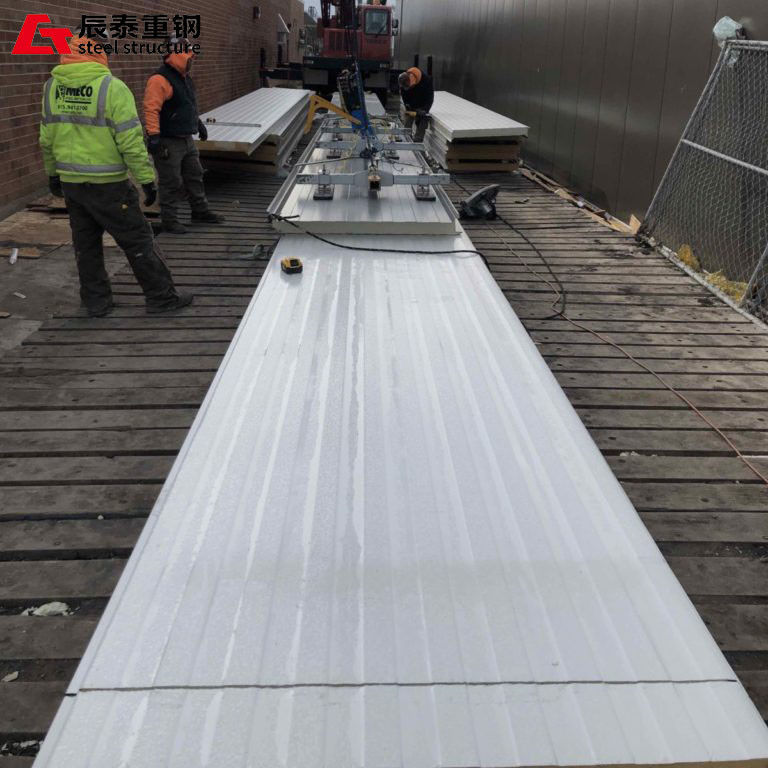 Prefab Industrial Steel Structure Workshop With Rock Wool Foam Sandwich Panel